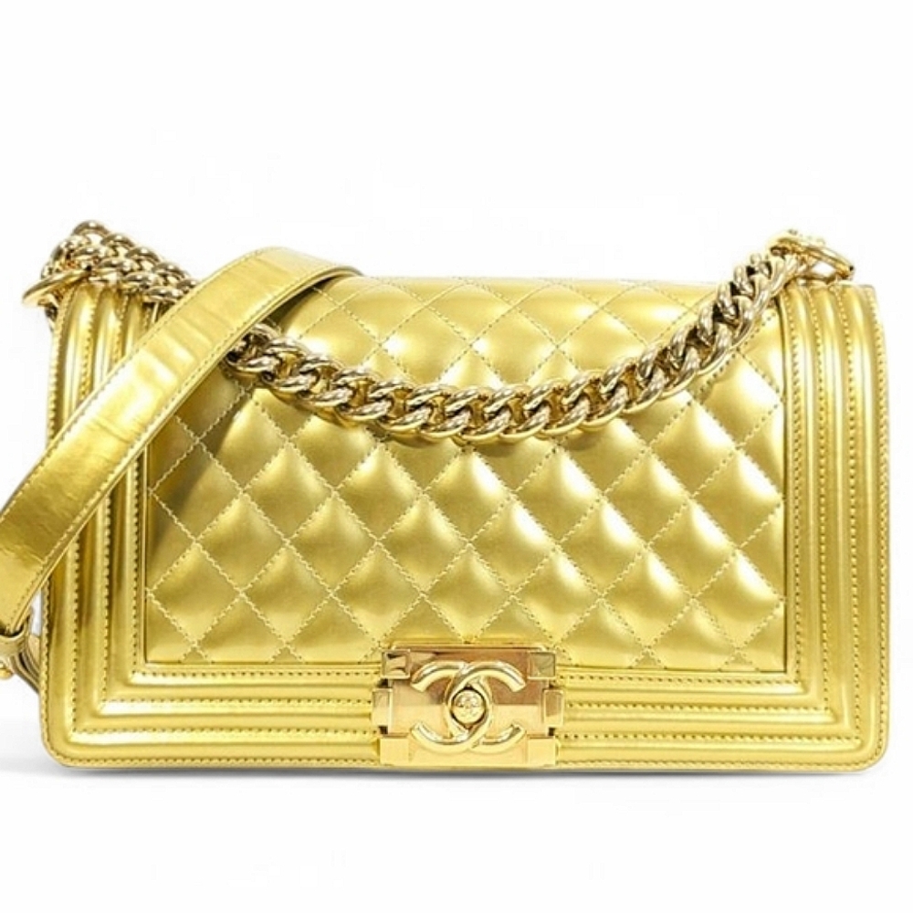 ✨️Super Rare Authentic Chanel Boy Flap Gold Quilted Patent Medium Bag - Picture 14 of 16